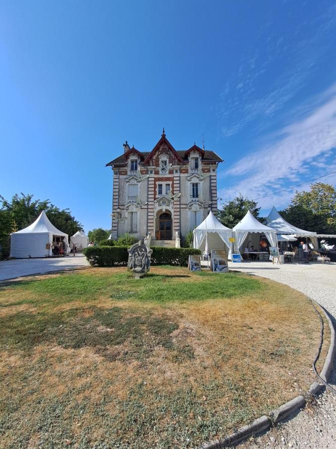 T2 A 2Min Du Centre +Parking Apartment L'Isle-sur-la-Sorgue Luaran gambar